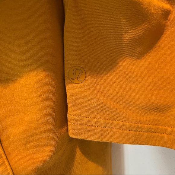 Lululemon Cropped Crew Neck Terry Sweater Raw Shoulder Seams Cuffed Sleeves - Picture 6 of 6